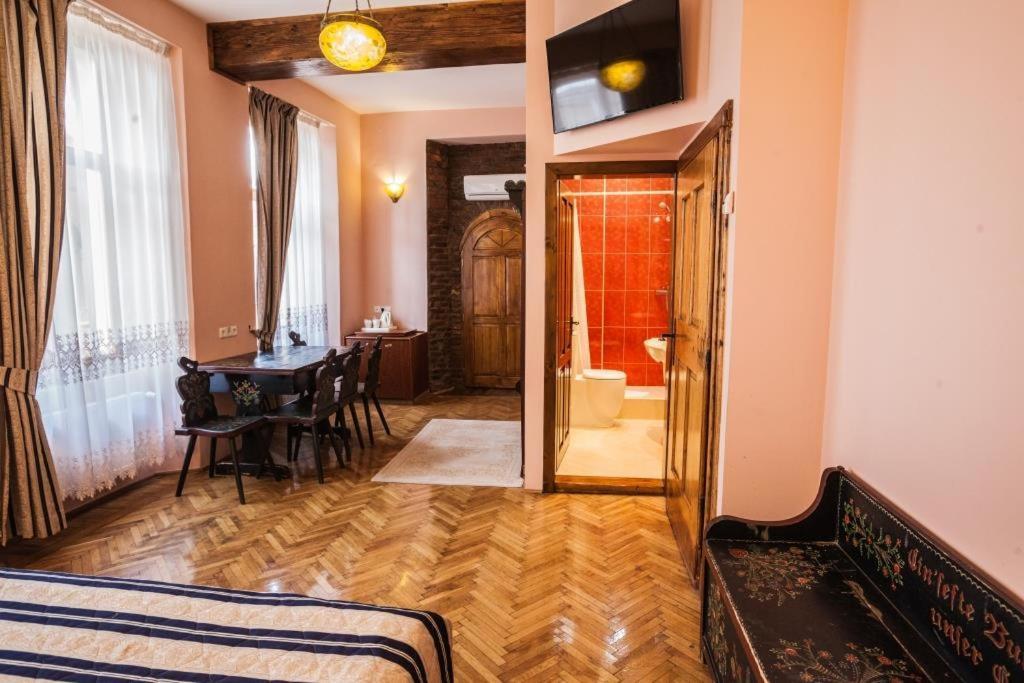 Casa Wagner Hotel Braşov Buitenkant foto